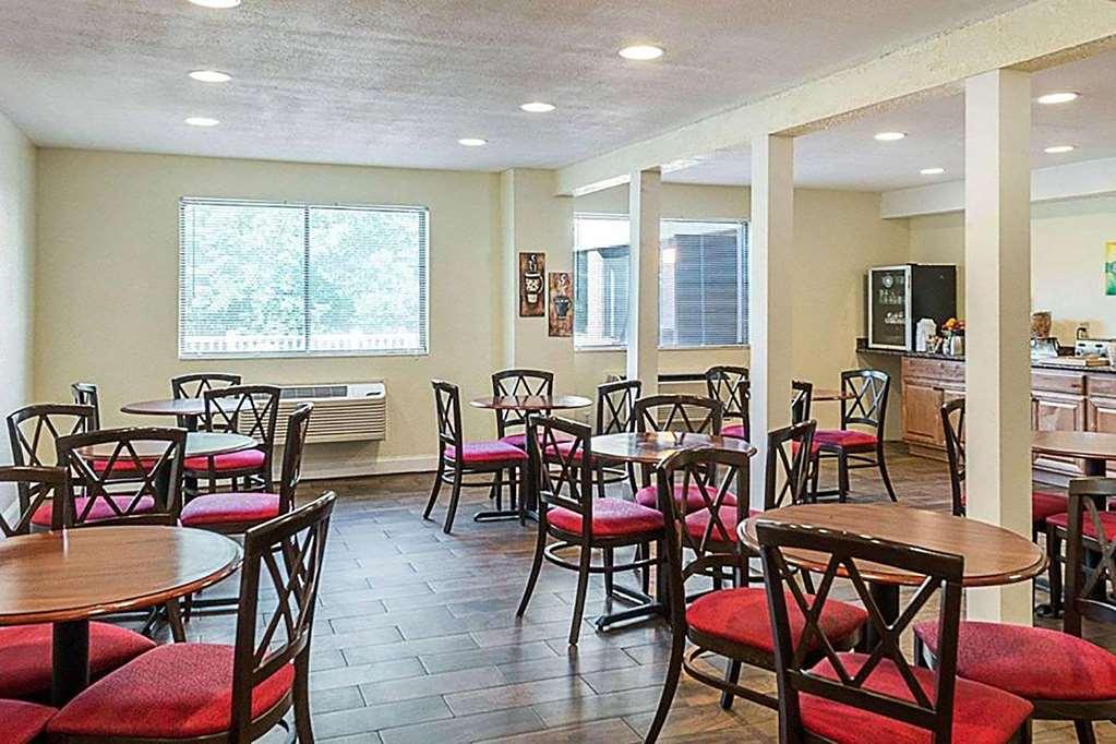 Baymont By Wyndham Gettysburg Hotel Restaurant photo